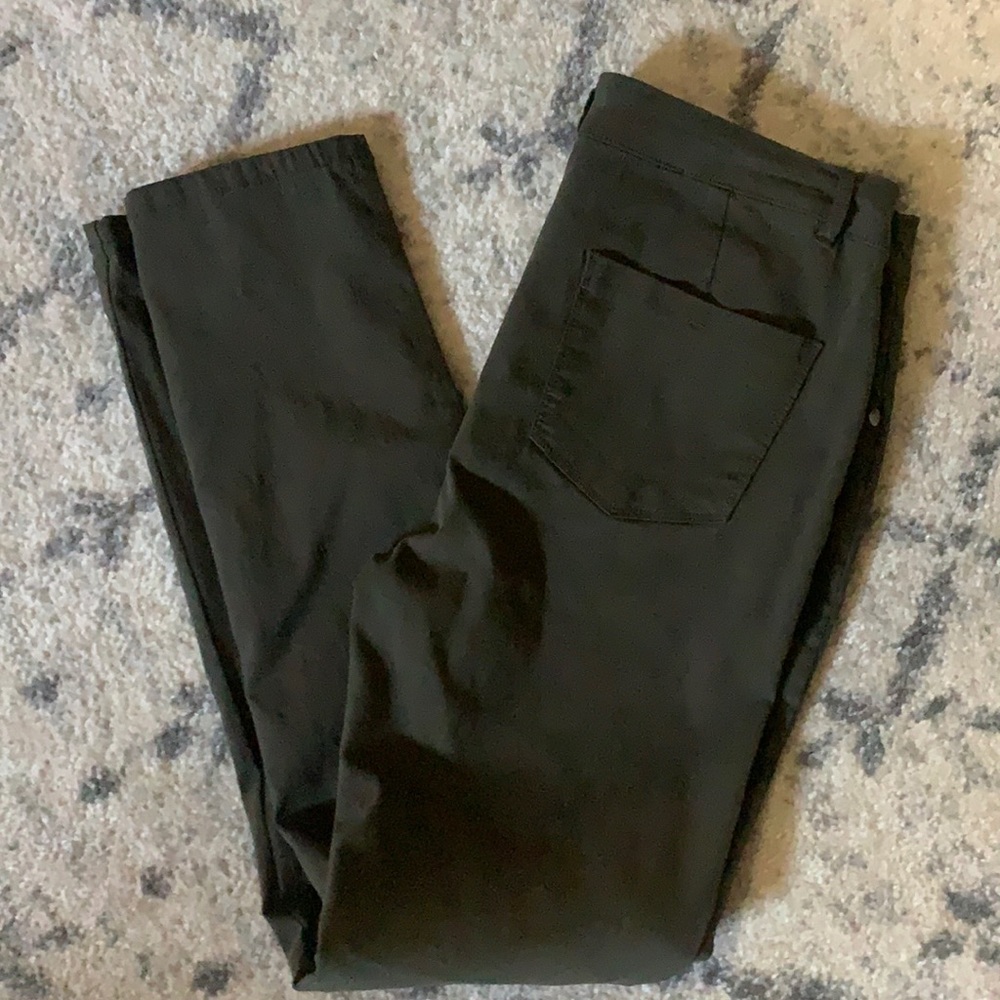 Active USA Army Green straight leg pants